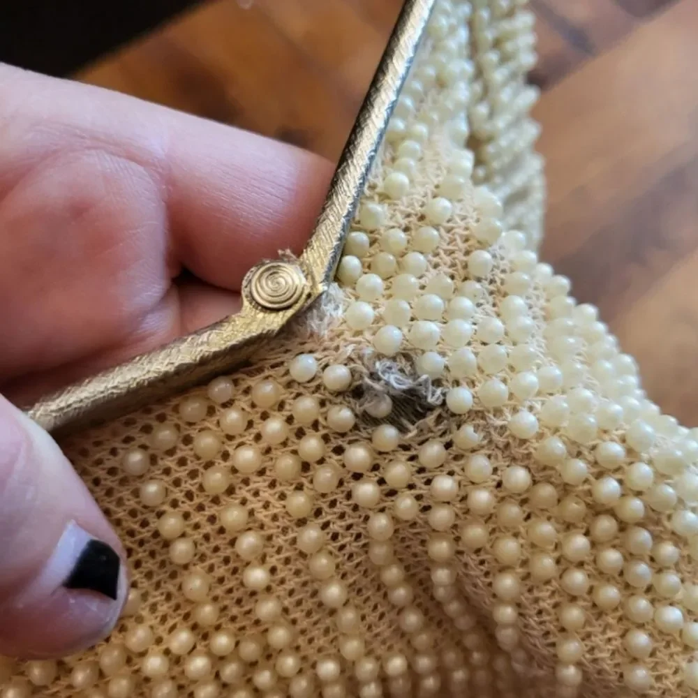 Vintage Beaded Pearl Clasp Closure Handbag‎